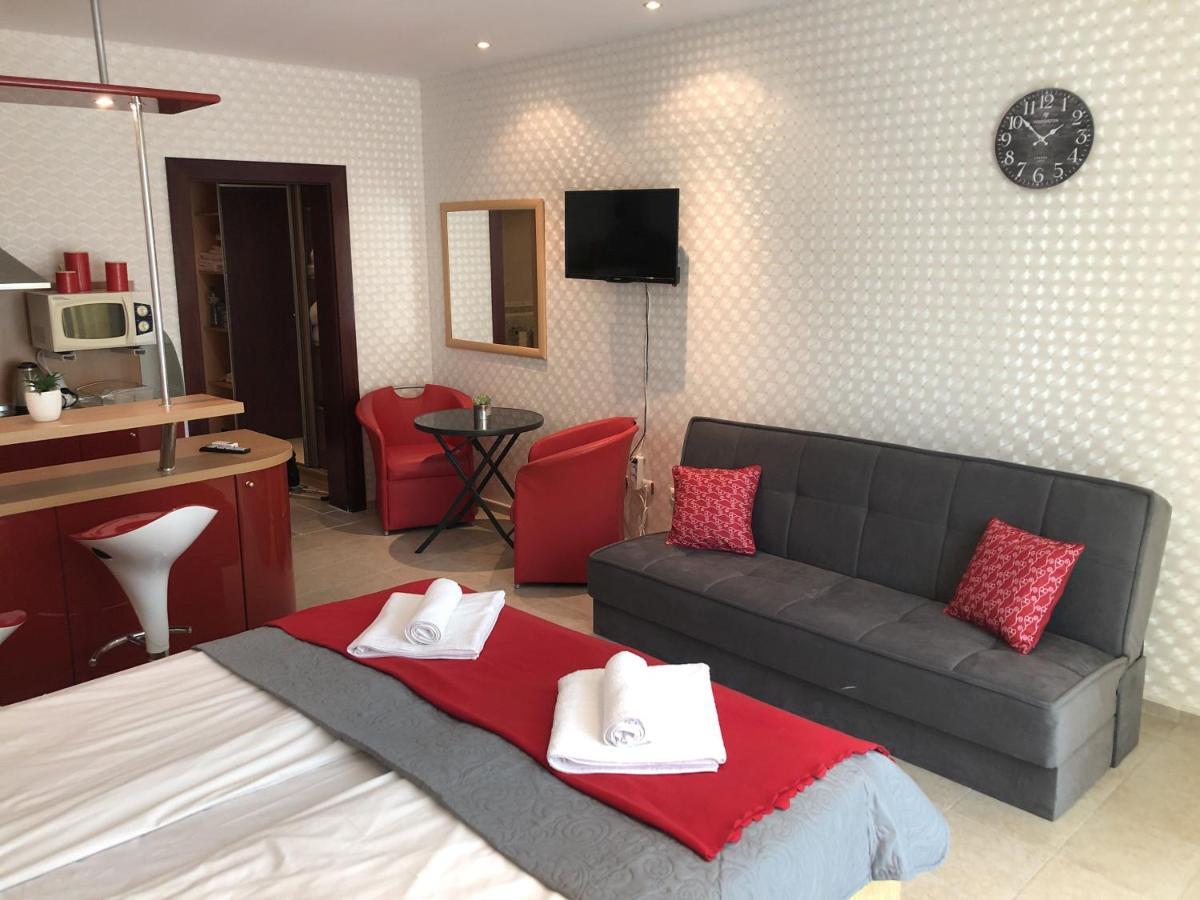 דירות סאני ביץ' Miramar Palace -Apartament 211S מראה חיצוני תמונה
