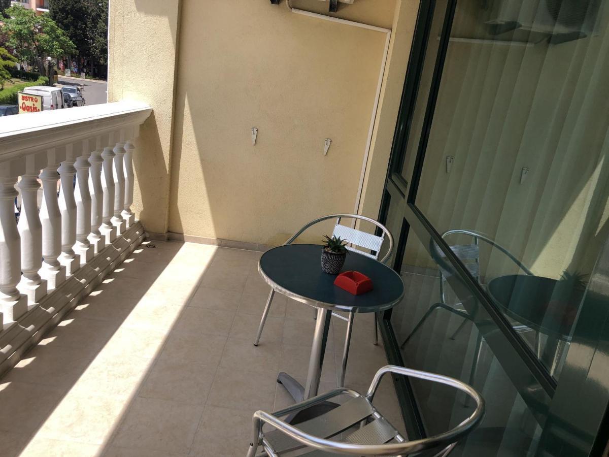 דירות סאני ביץ' Miramar Palace -Apartament 211S מראה חיצוני תמונה